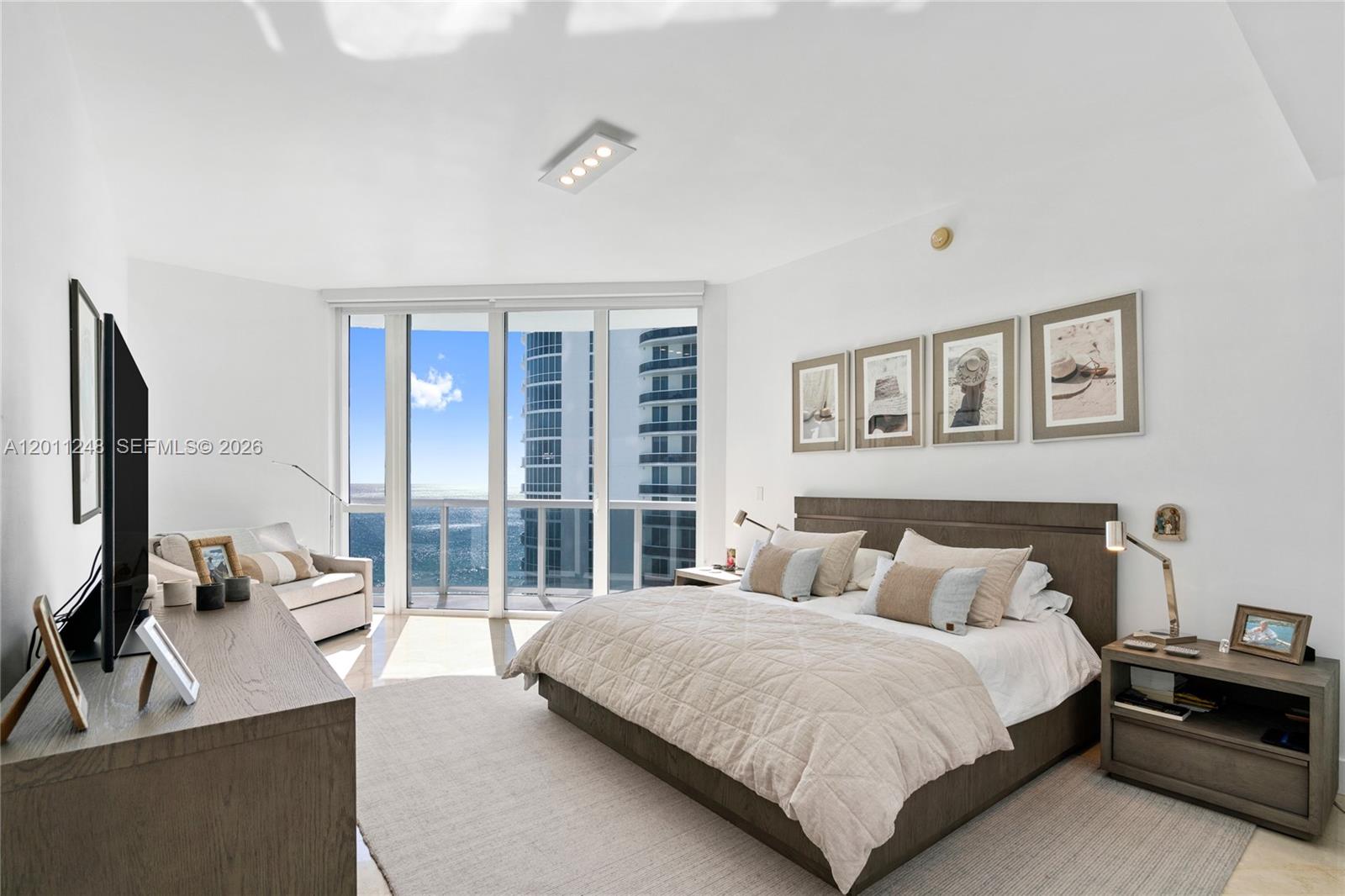 15901 Collins Ave # 1206