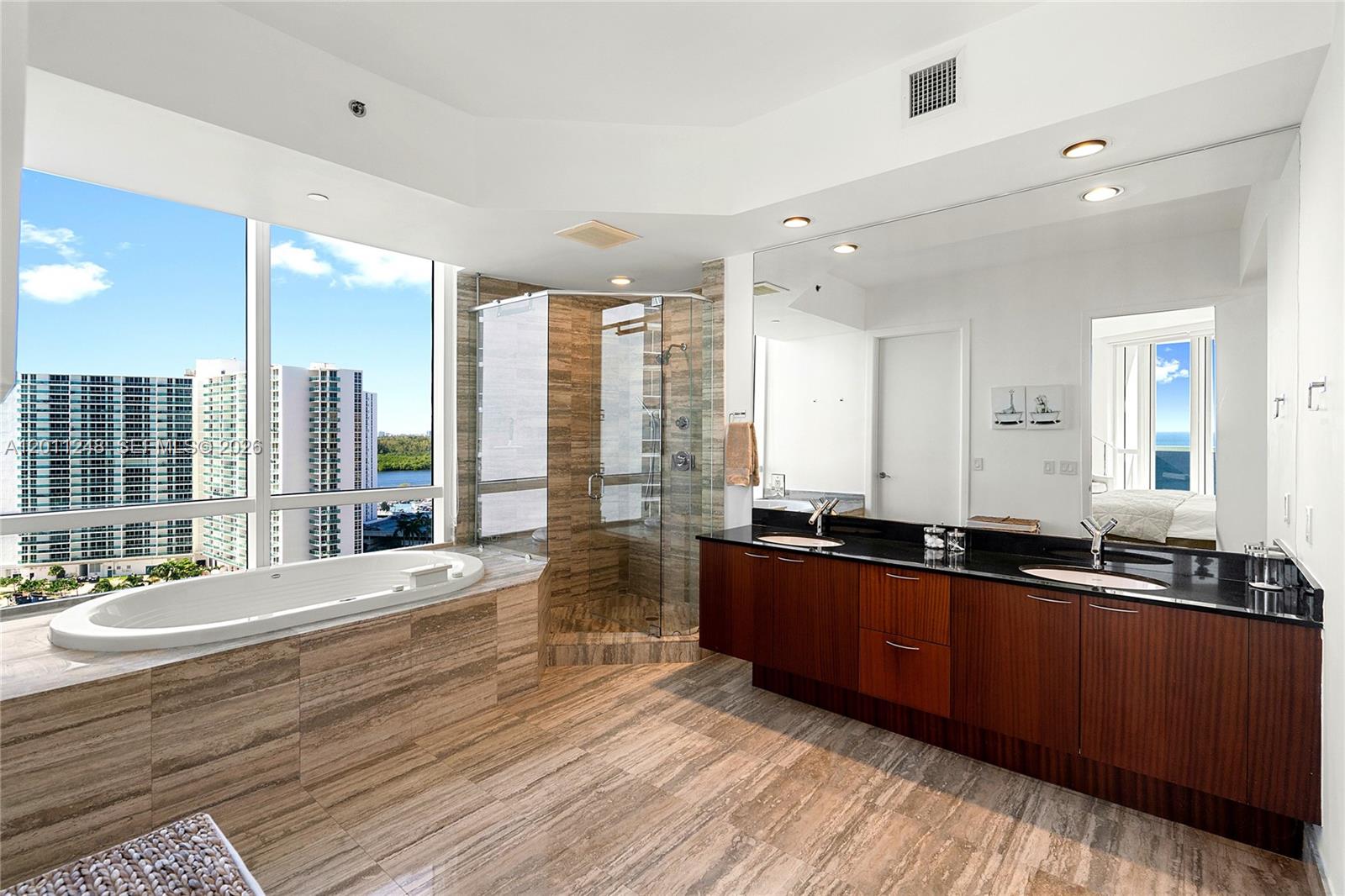 15901 Collins Ave # 1206