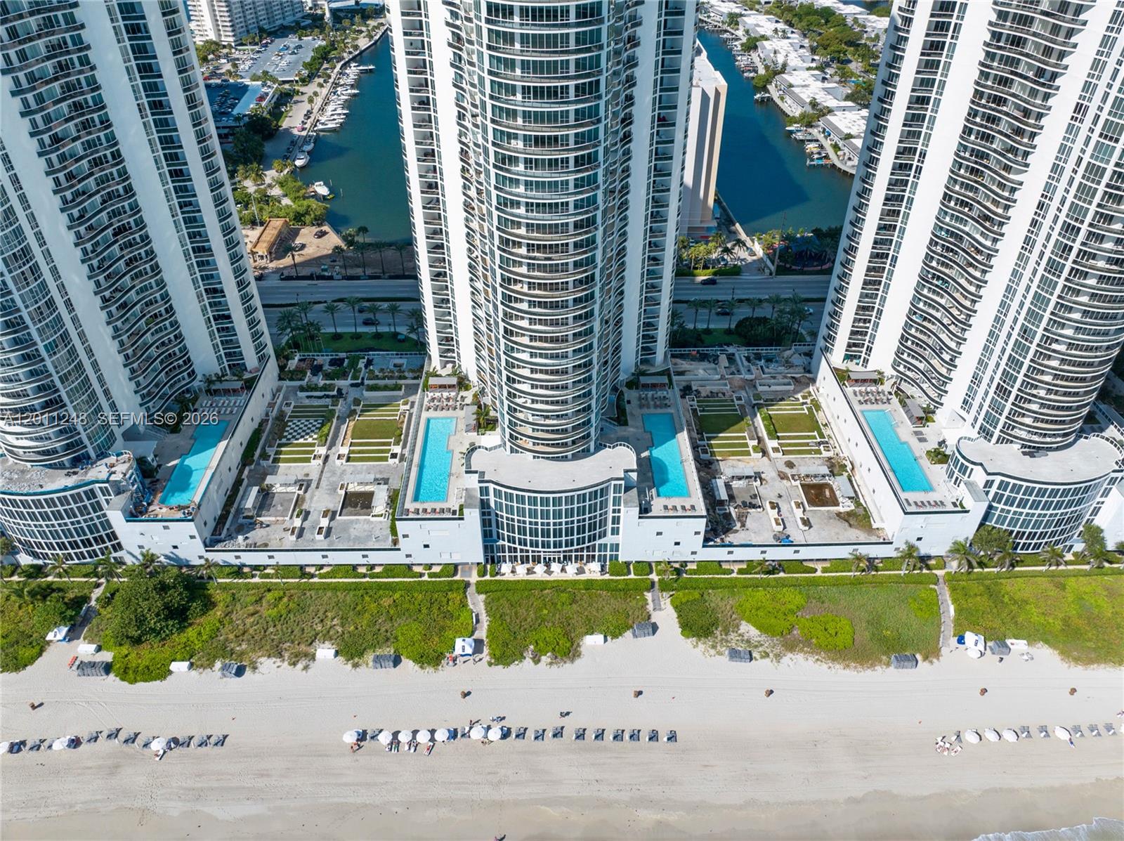 15901 Collins Ave # 1206