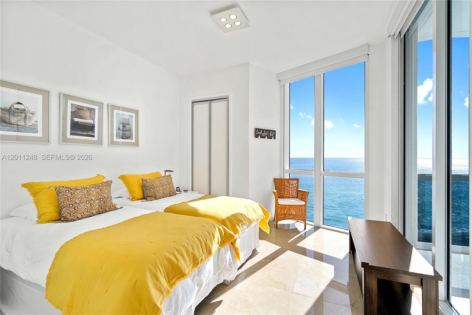 15901 Collins Ave # 1206