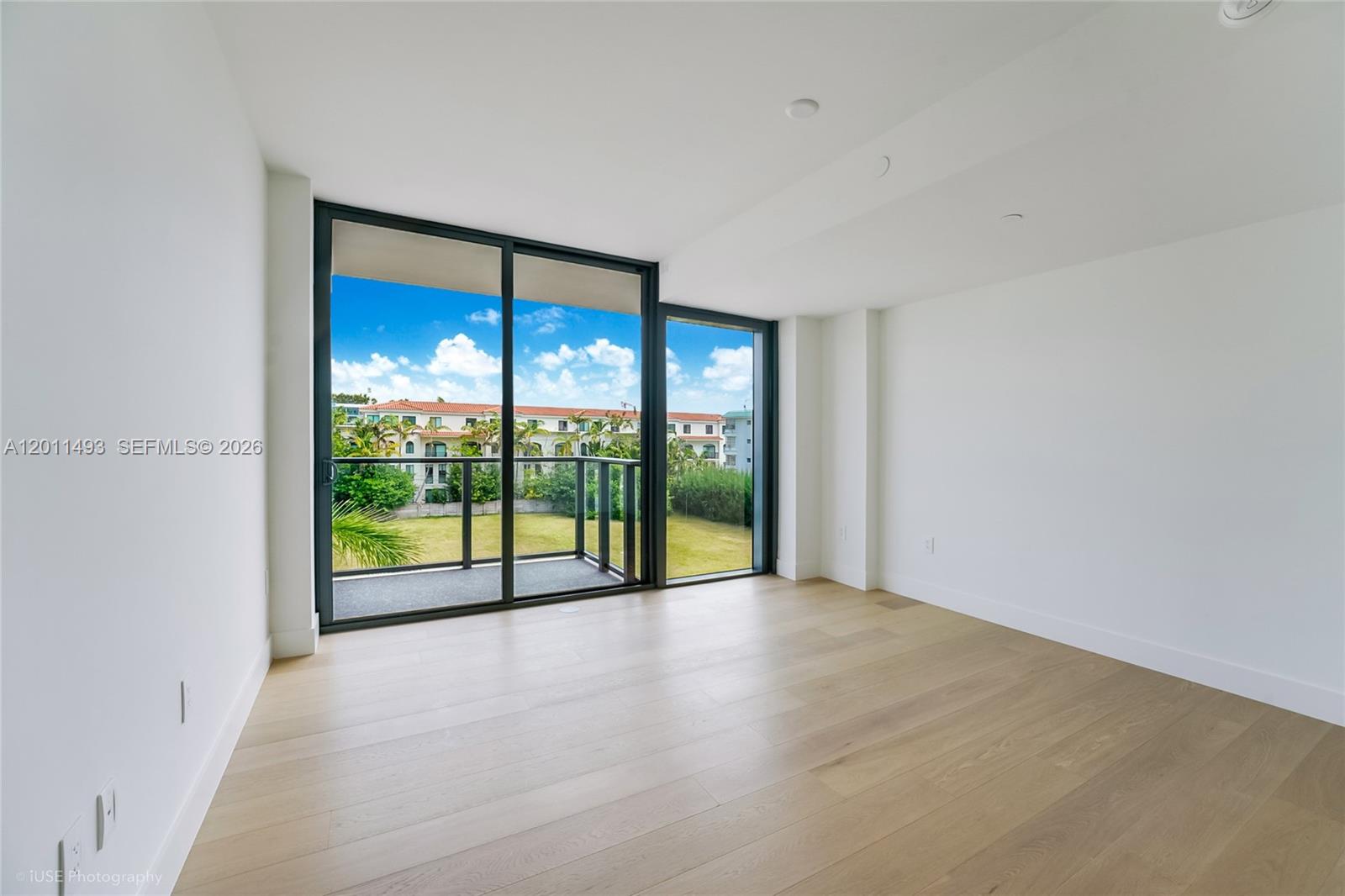 1177 Kane Concourse # 405