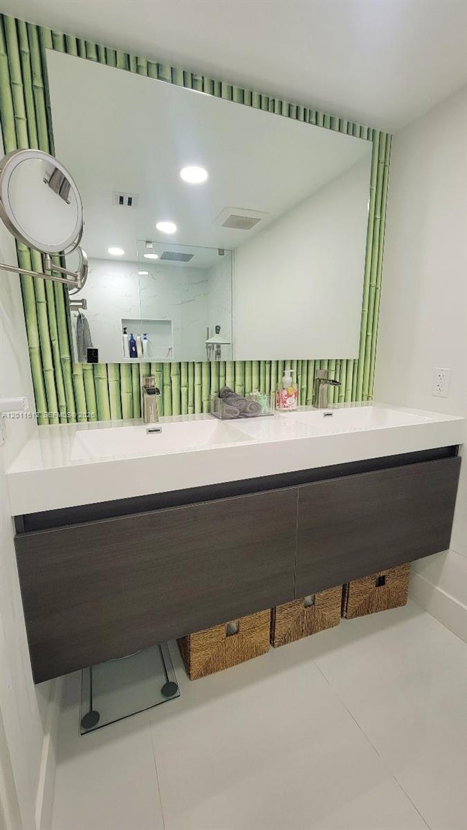 250 Galen Dr # 43