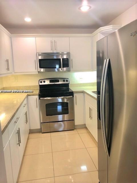 400 Majorca Ave # 400