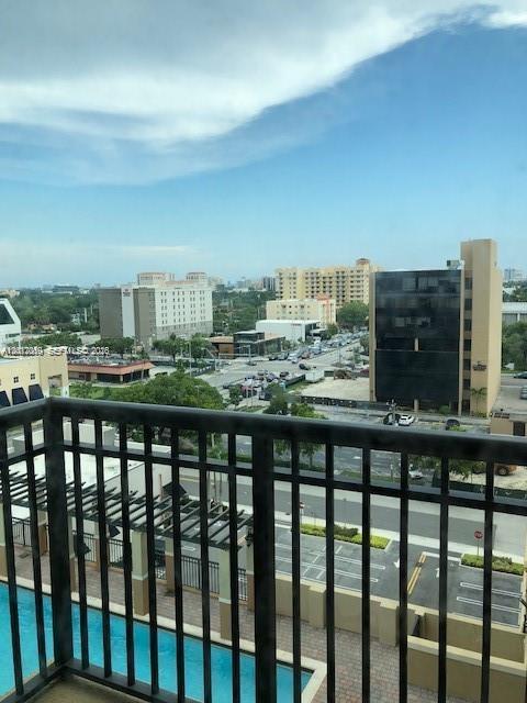 4242 NW 2nd St # 901