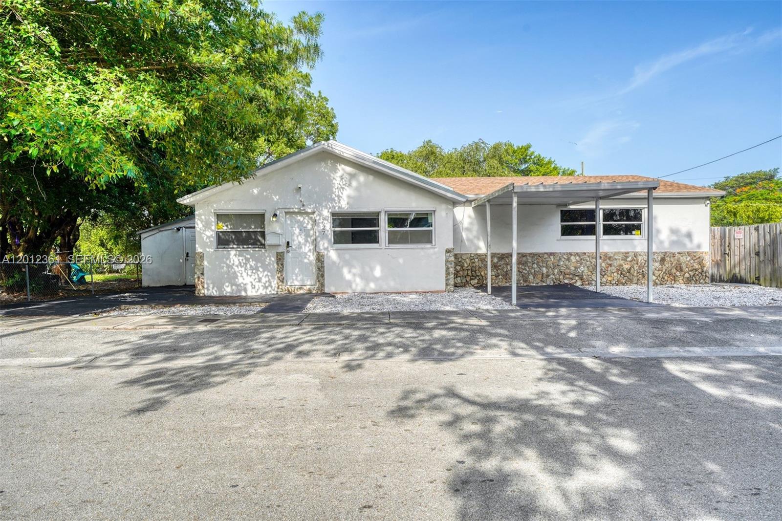 5627 NW 9th Ave