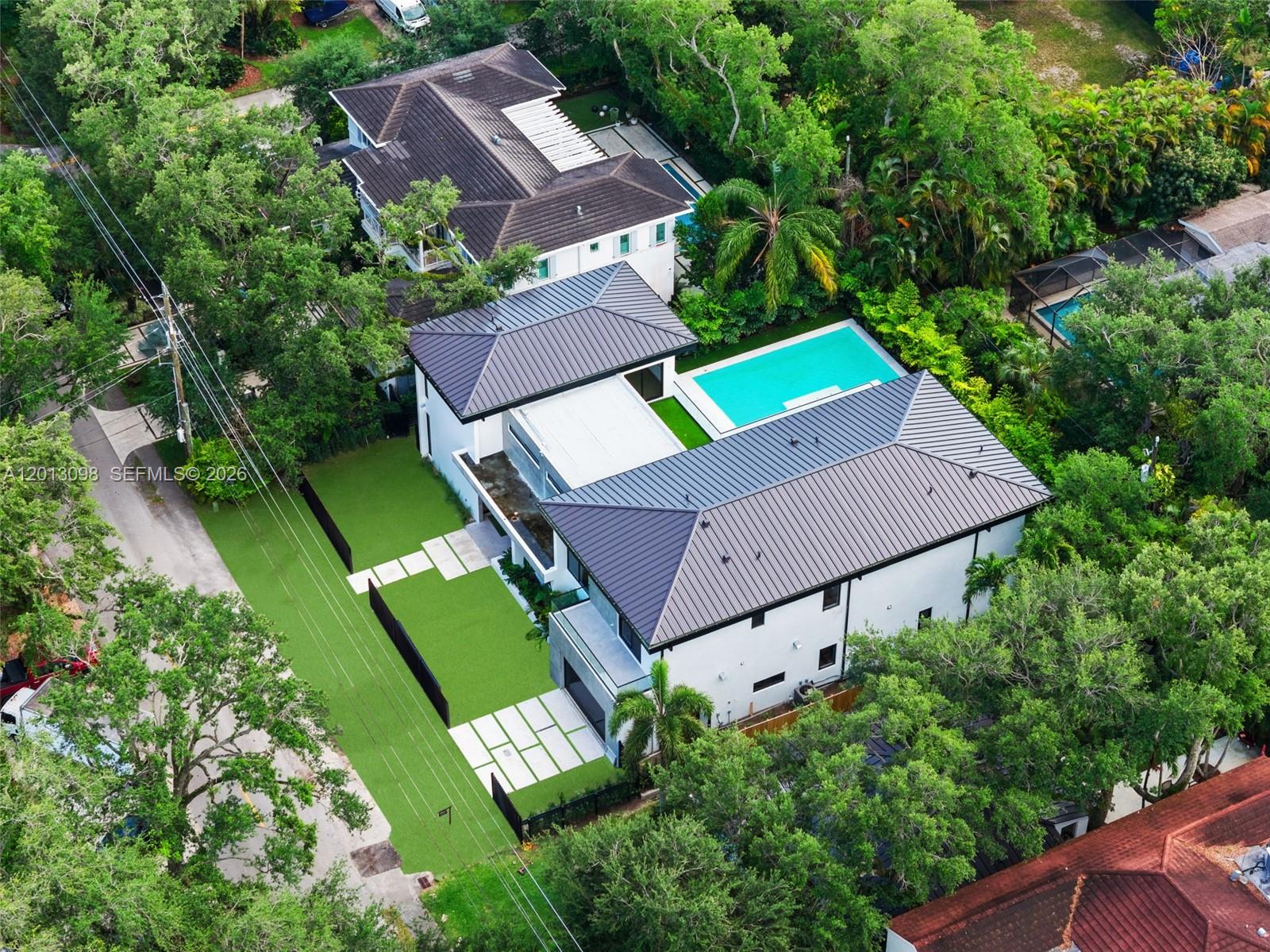 7740 SW 52nd Ave