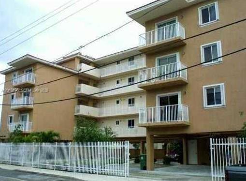 1453 SW 3rd St # 202