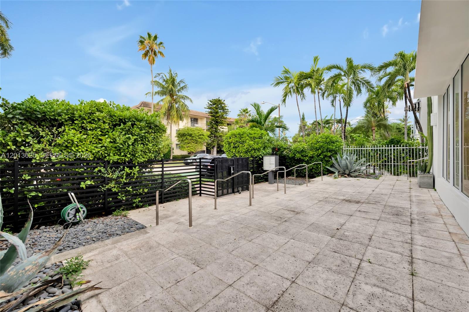 935 Euclid Ave # 7
