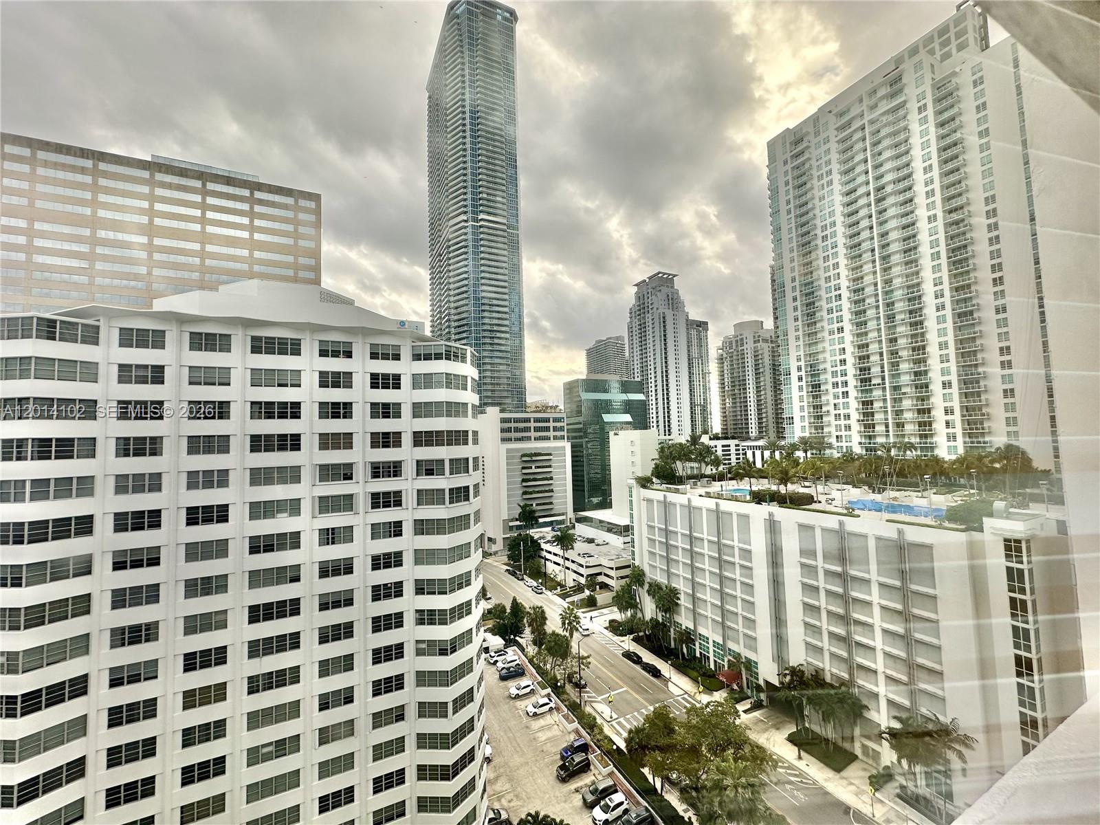 825 Brickell Bay Dr # 1751