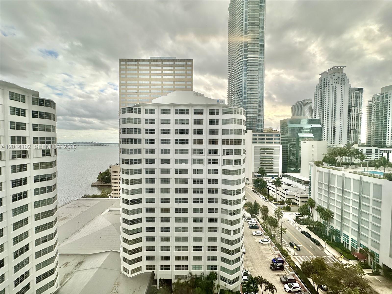 825 Brickell Bay Dr # 1751