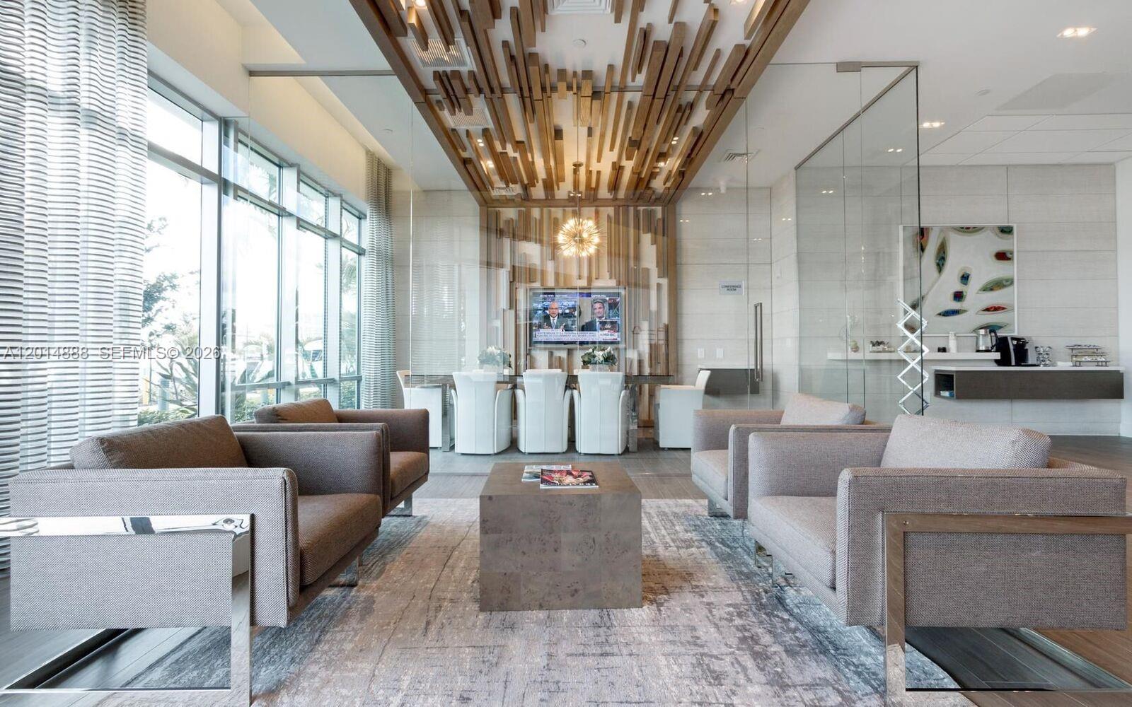 17111 Biscayne Blvd Unit: PH2
