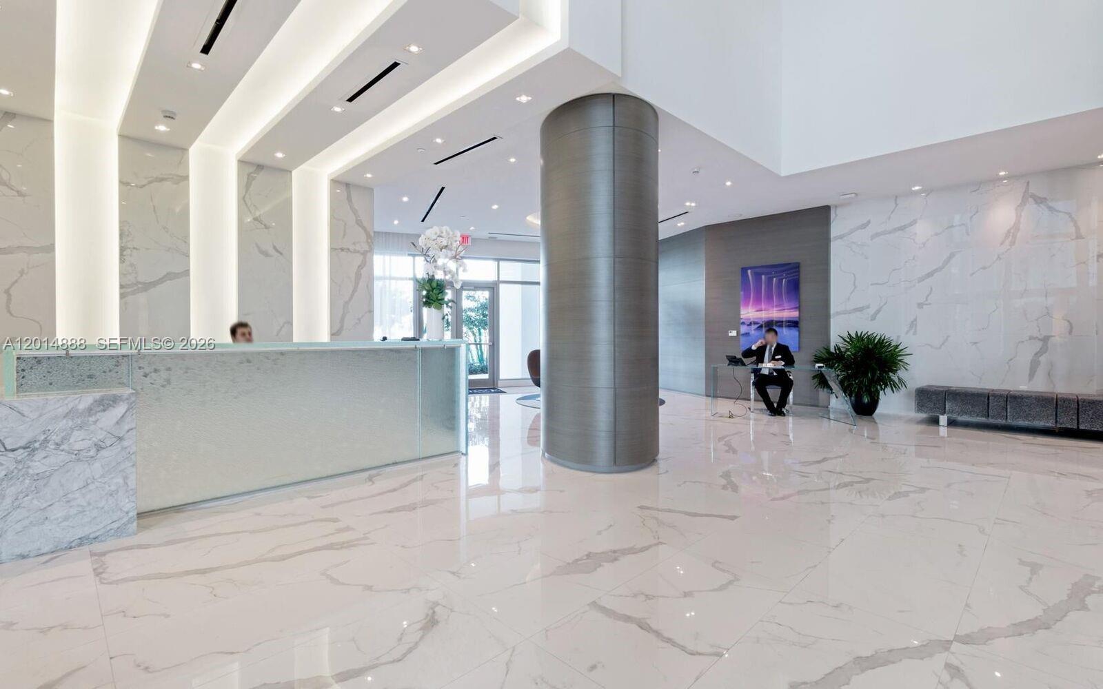 17111 Biscayne Blvd Unit: PH2