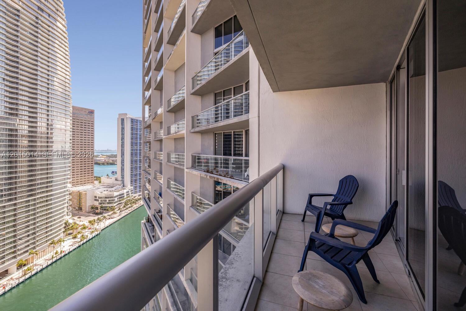 475 Brickell Ave # 2610