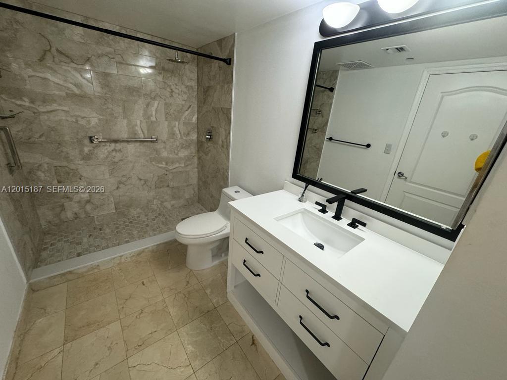 2101 Brickell Ave # 1003