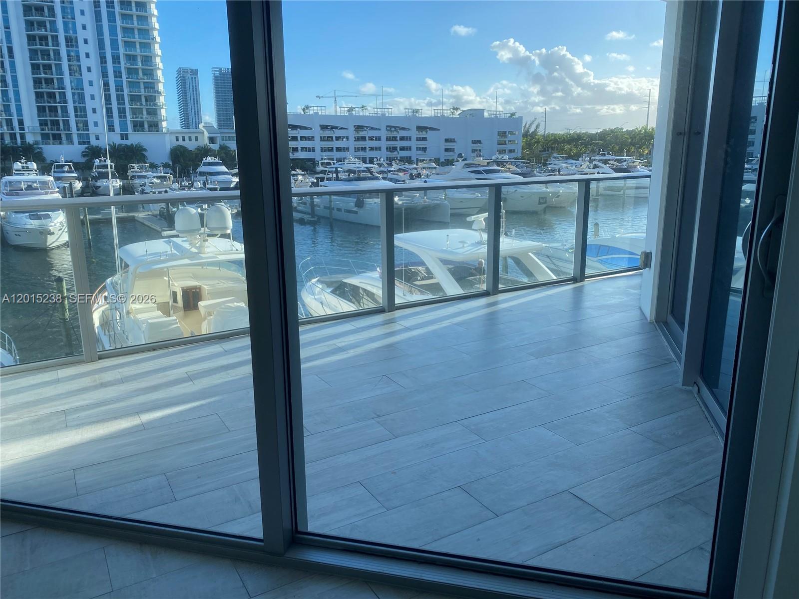 17301 Biscayne Blvd # 203