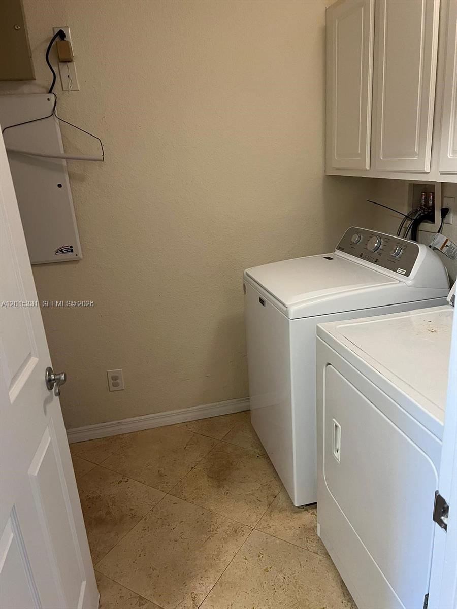 4160 Cascade Ter