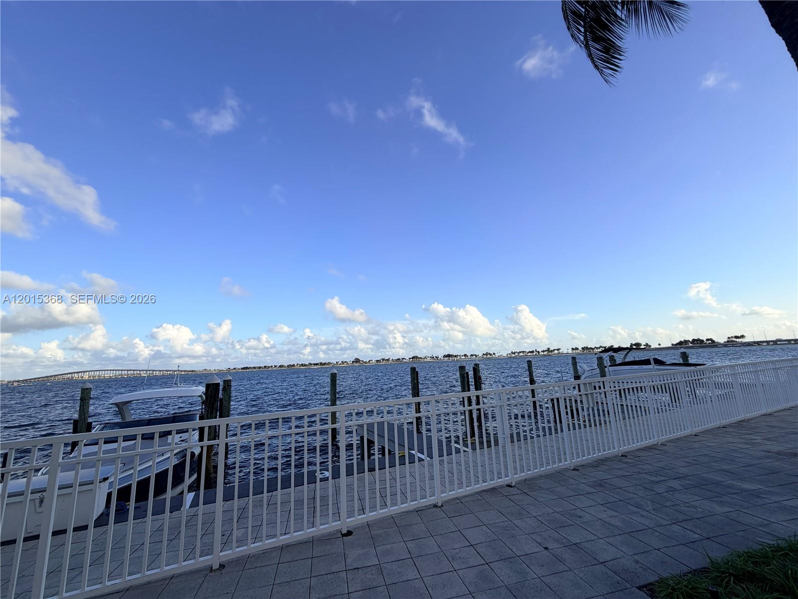 2101 Brickell Ave # 2301