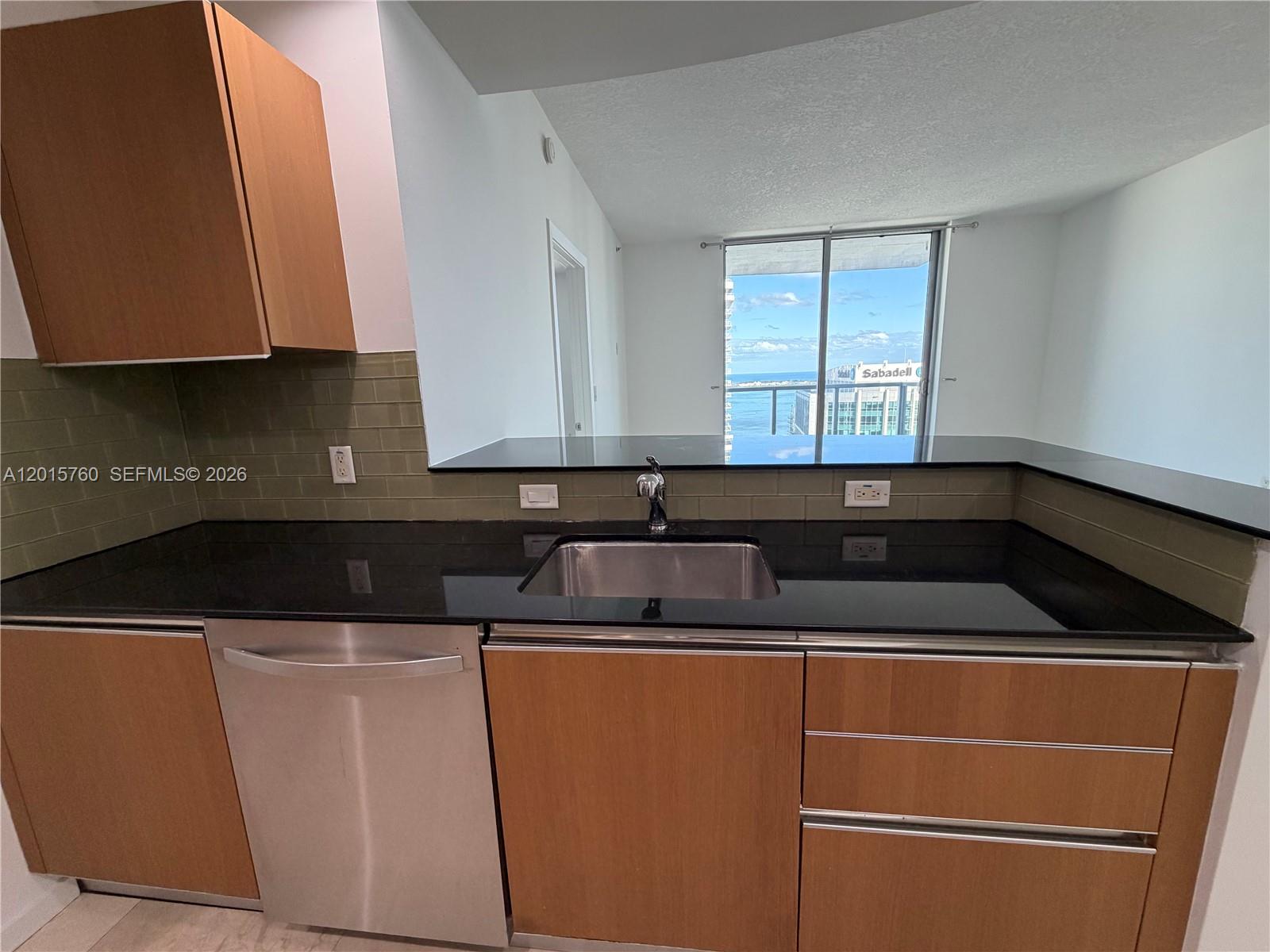 1060 Brickell Ave # 4003