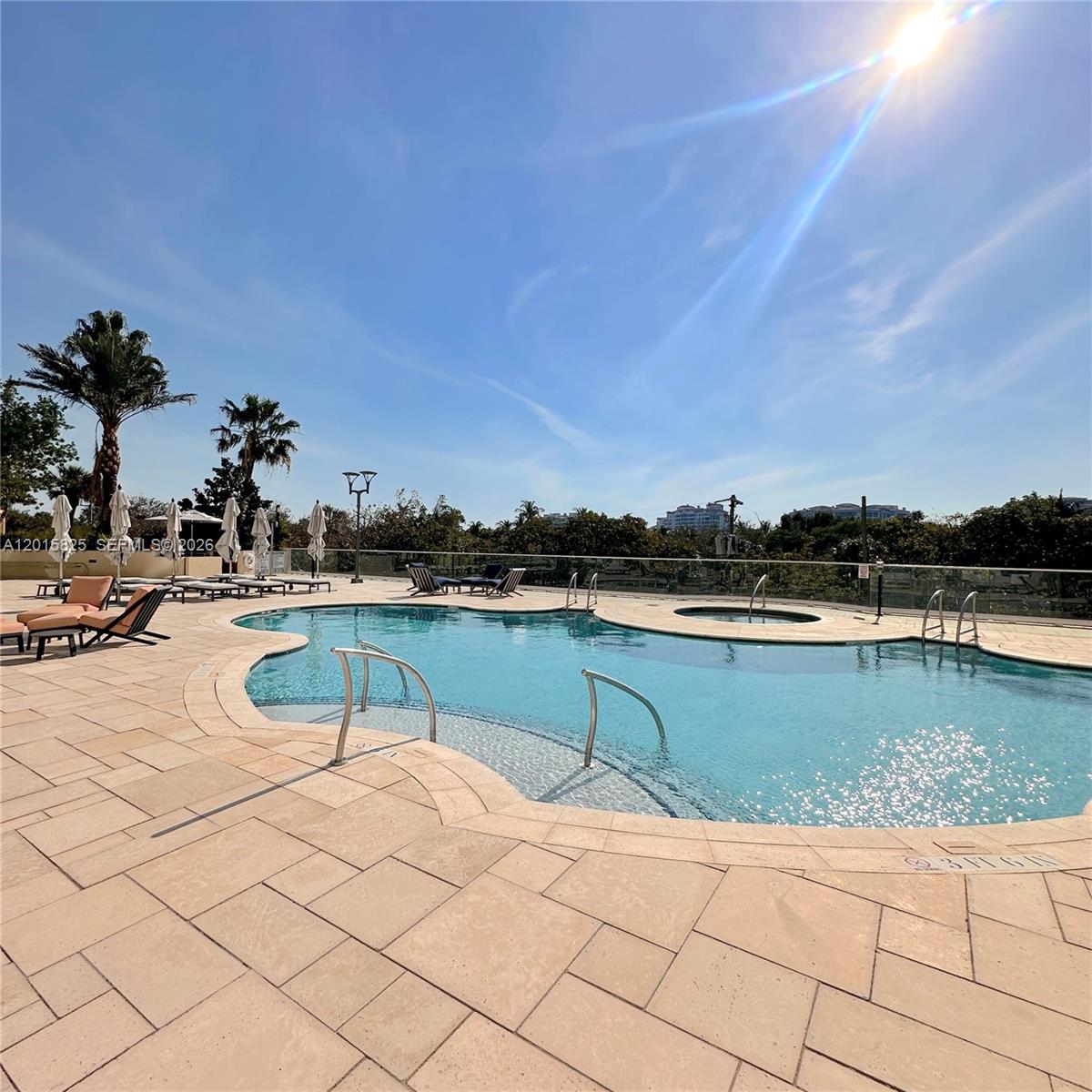 300 S Pointe Dr # 704