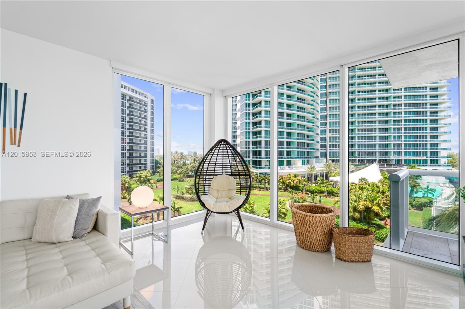 10275 Collins Ave # 509