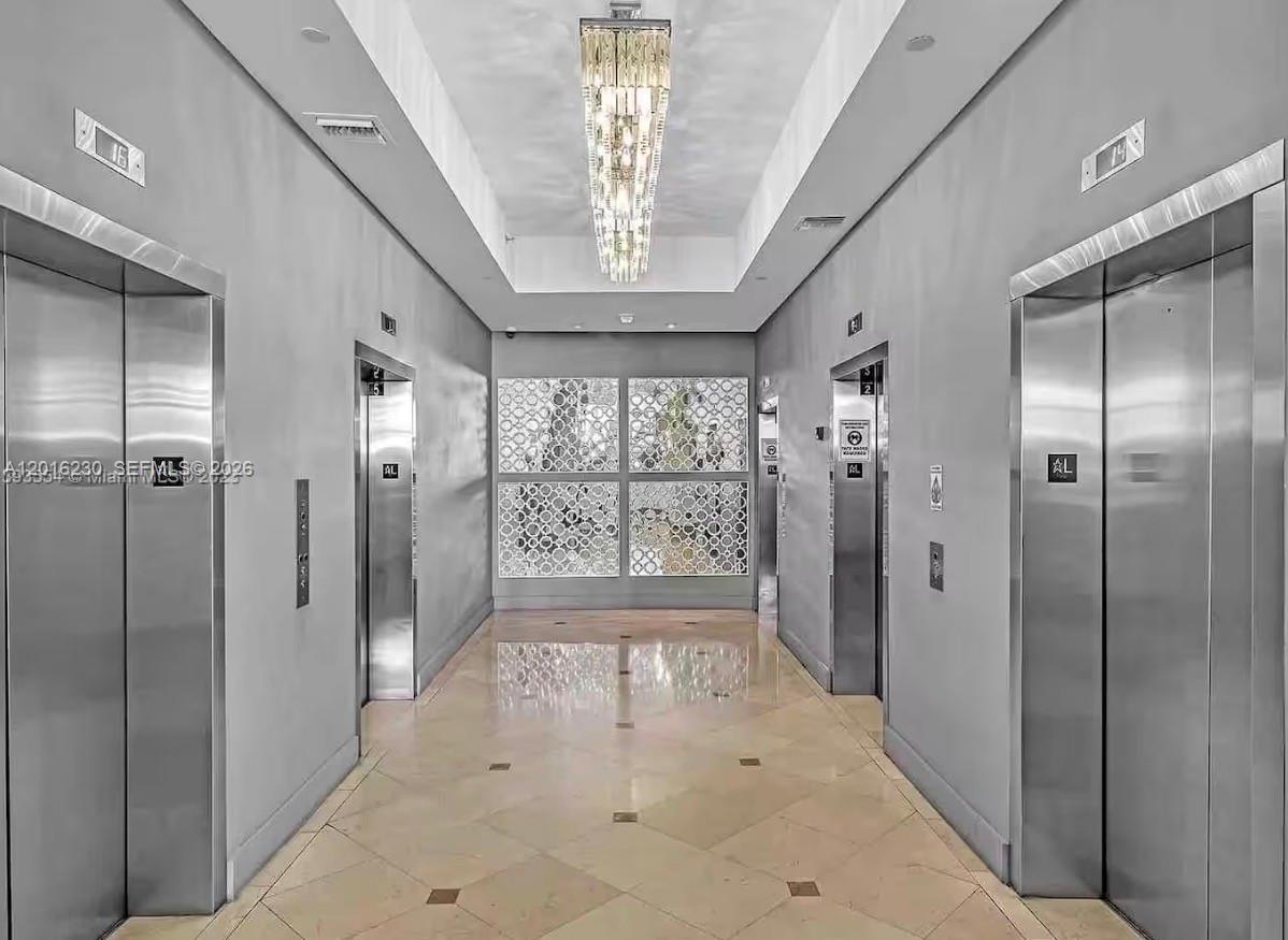 100 Lincoln Rd # 1641
