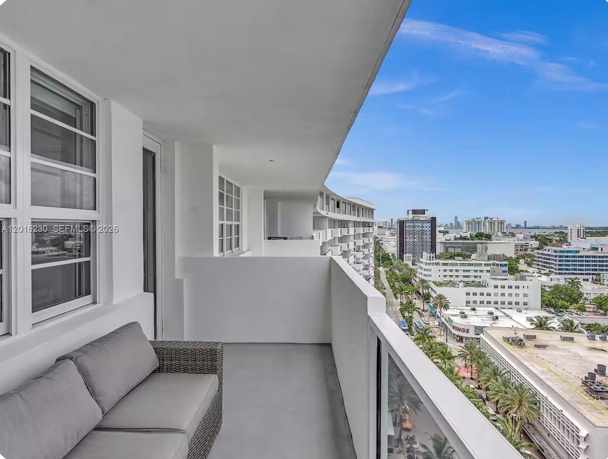 100 Lincoln Rd # 1641