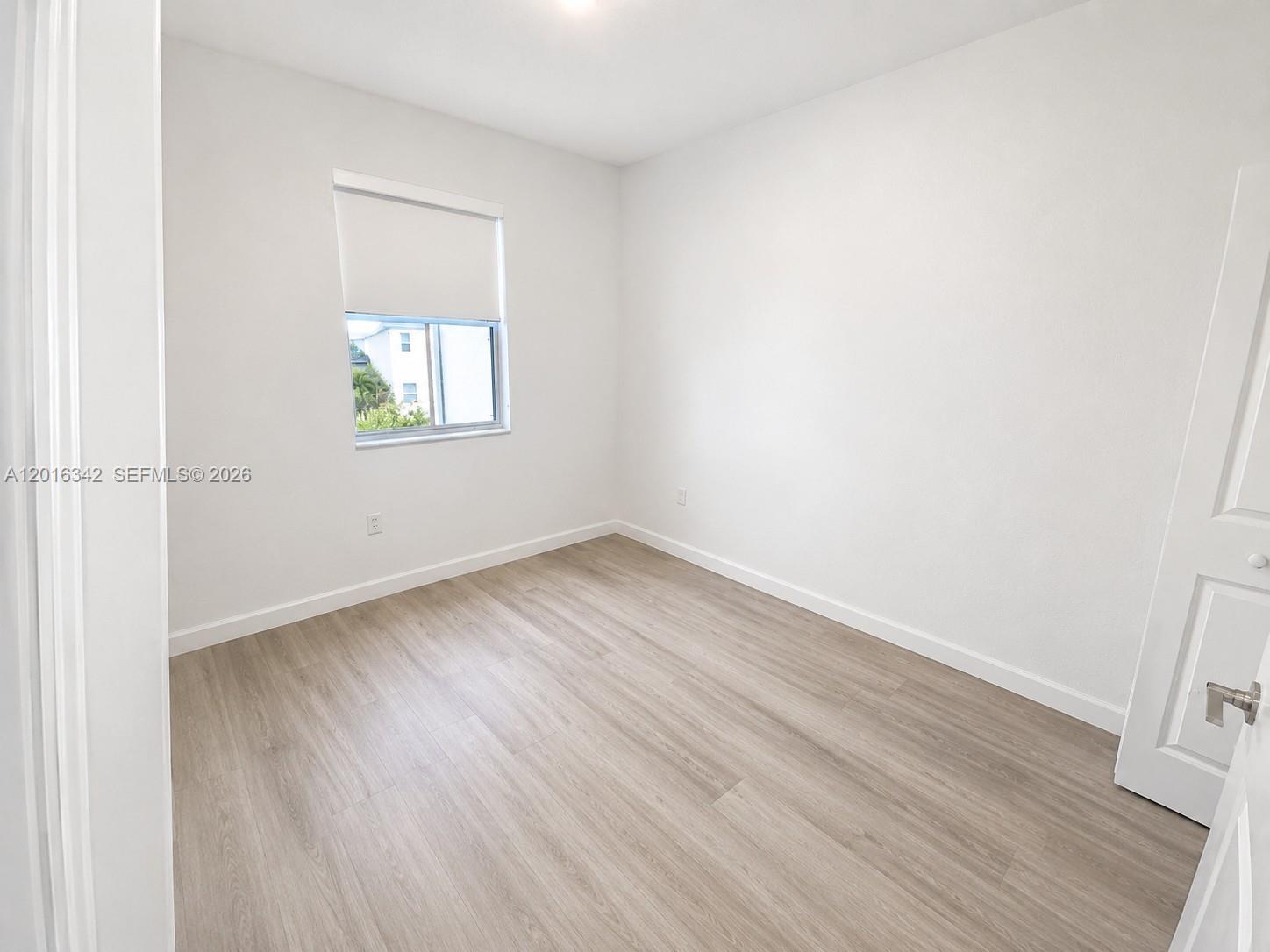 1050 SE 26th Ter Unit: .