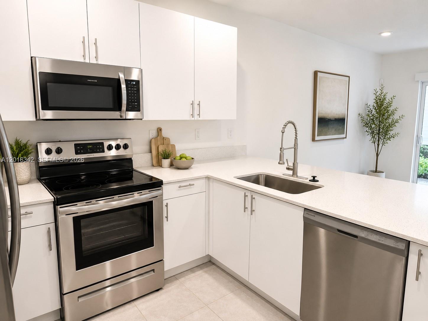 1050 SE 26th Ter Unit: .