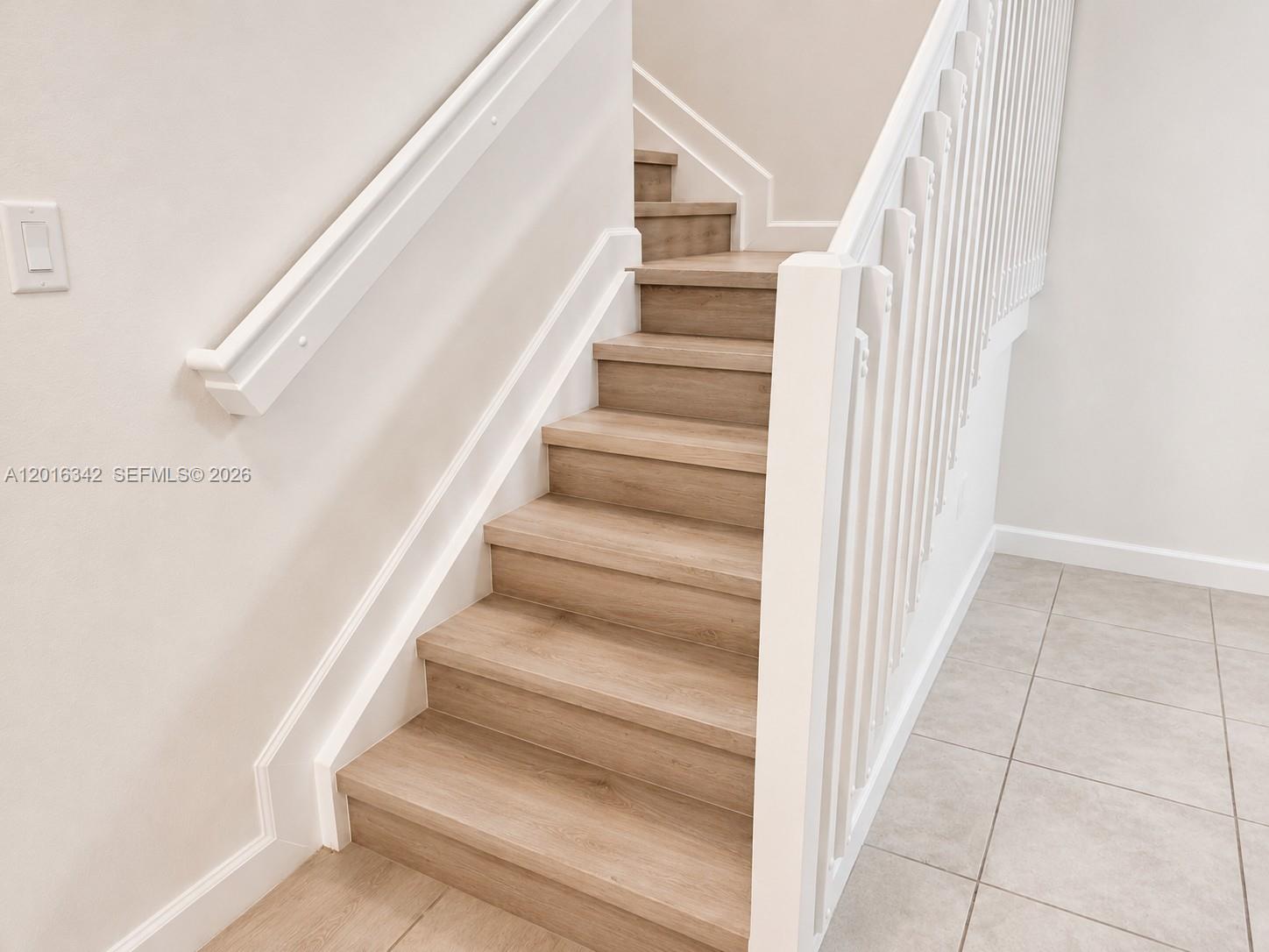 1050 SE 26th Ter Unit: .