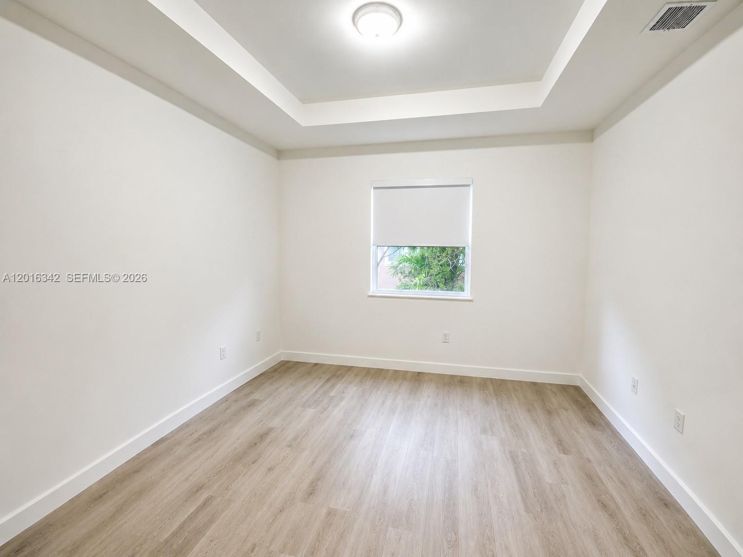 1050 SE 26th Ter Unit: .