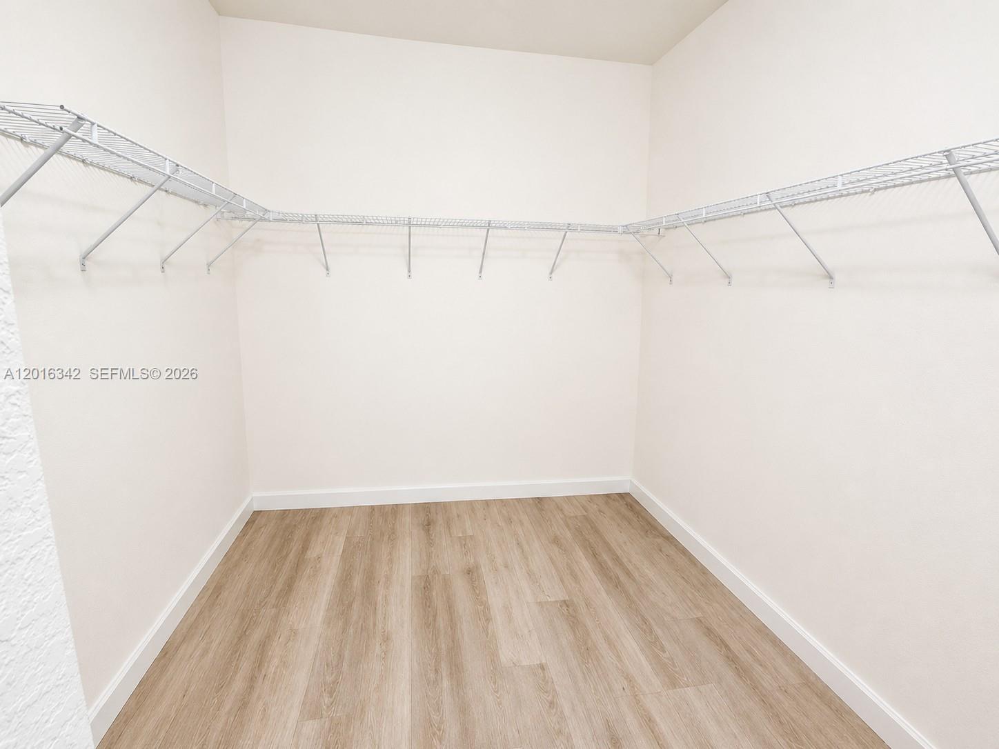 1050 SE 26th Ter Unit: .