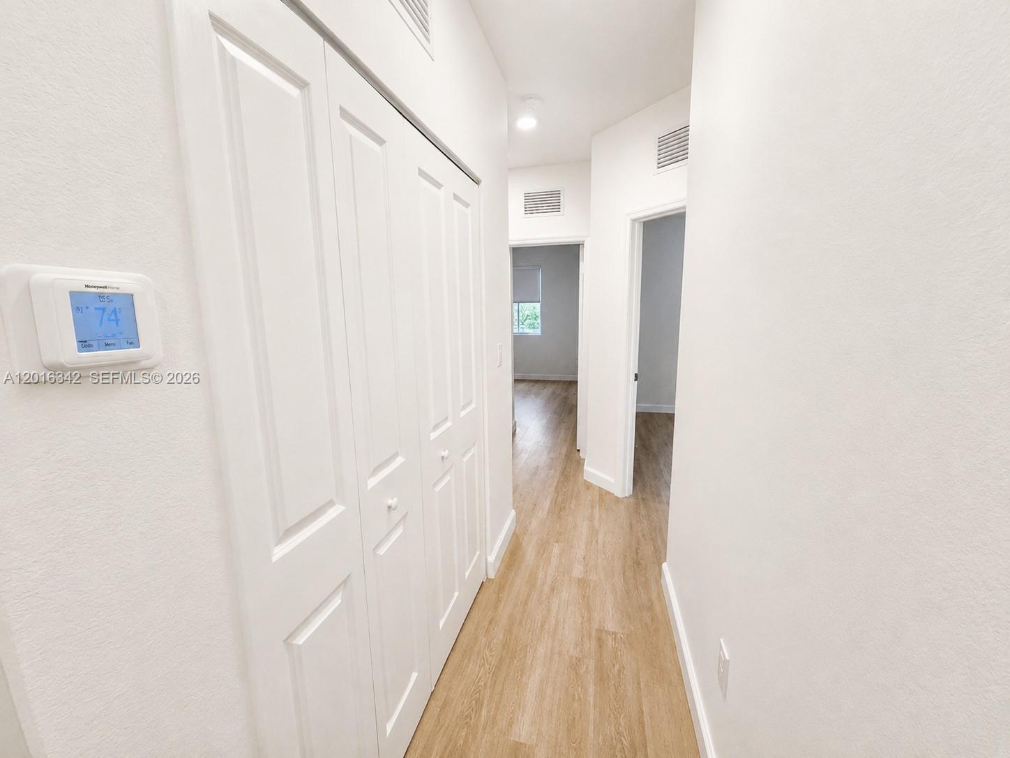 1050 SE 26th Ter Unit: .