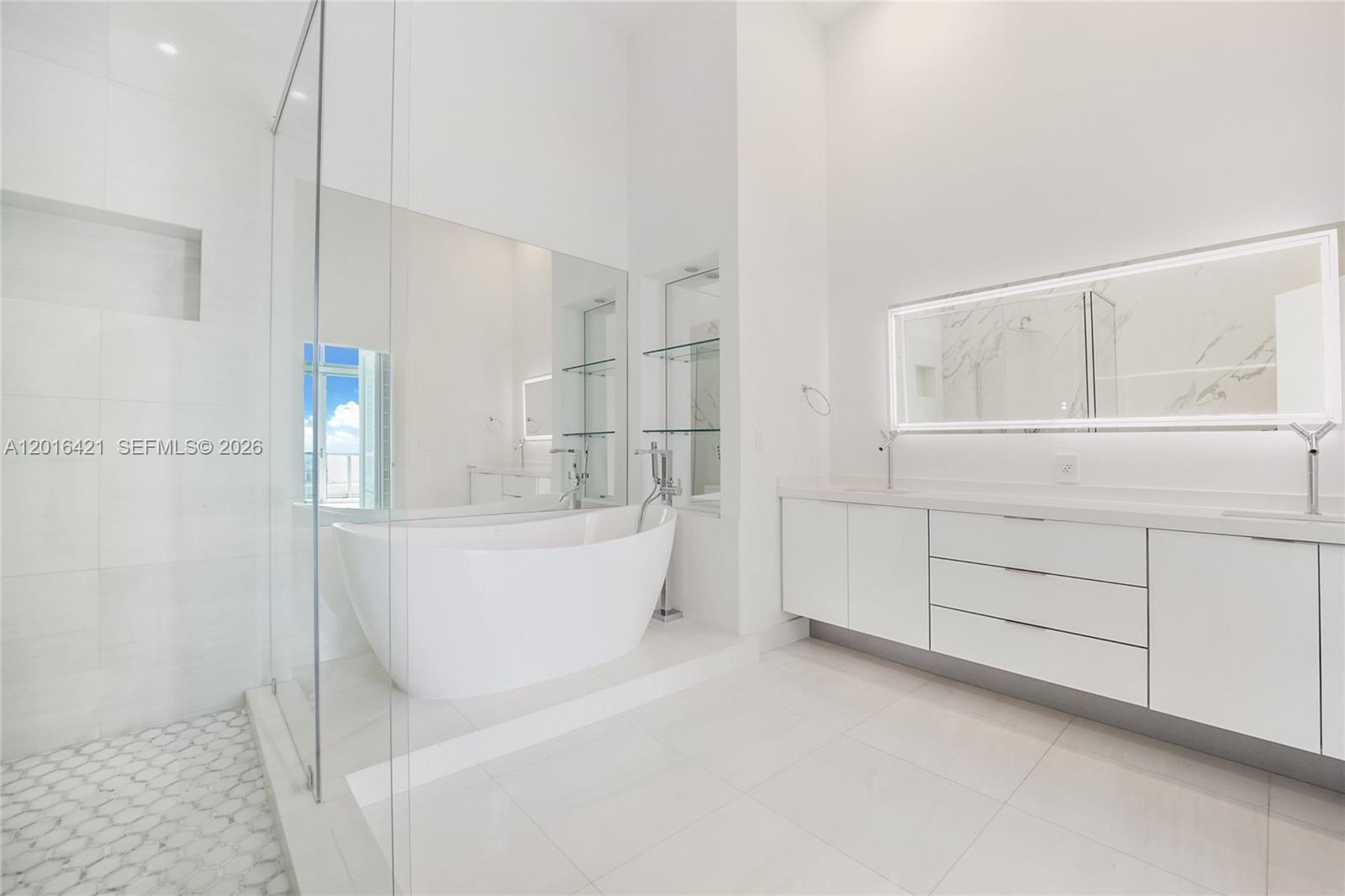 495 BRICKELL AVE # 4101