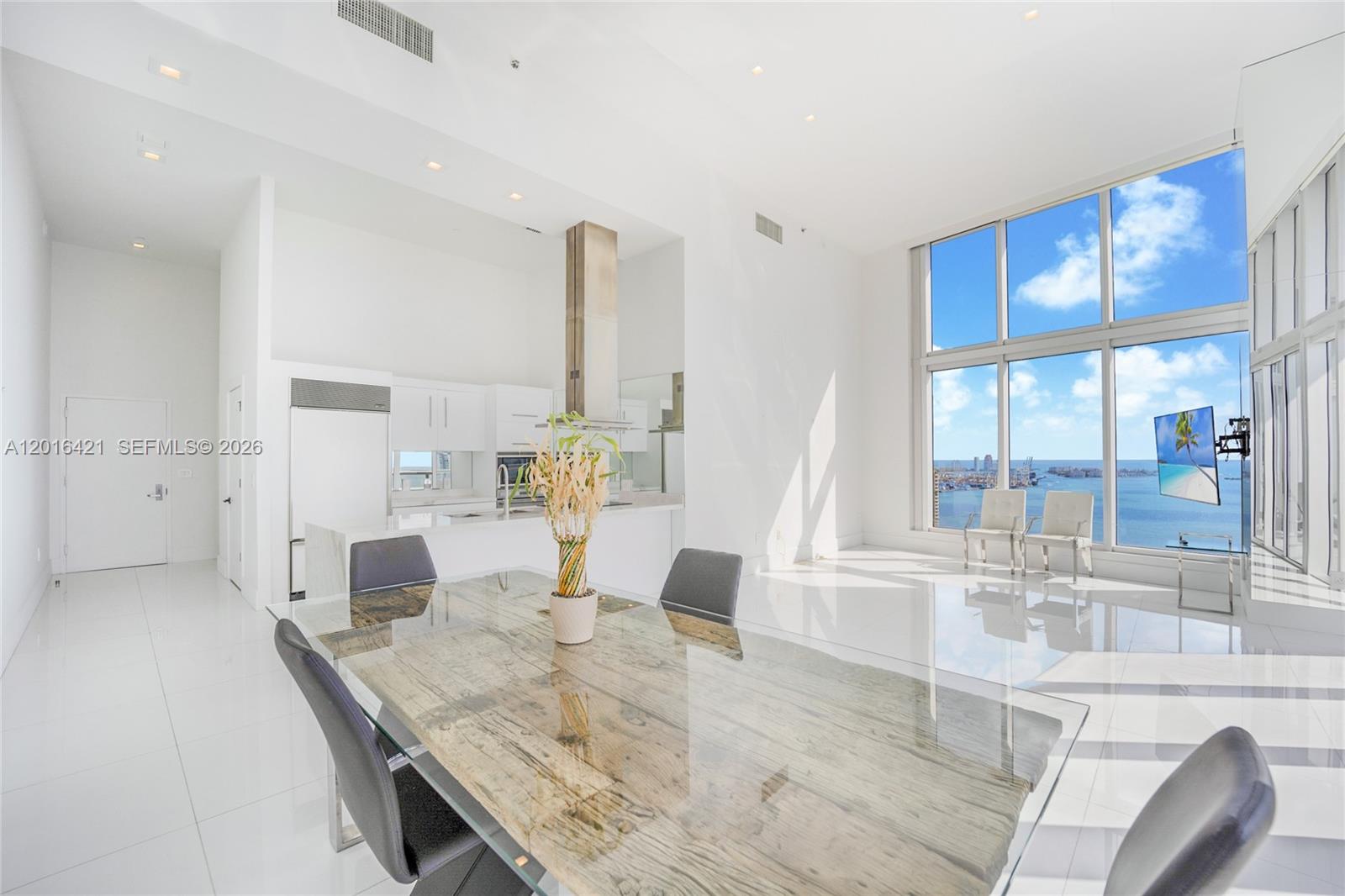 495 BRICKELL AVE # 4101