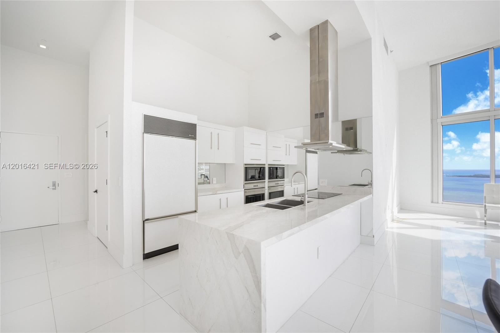 495 BRICKELL AVE # 4101