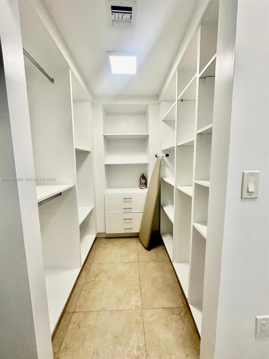 185 SE 14th Ter # 1905