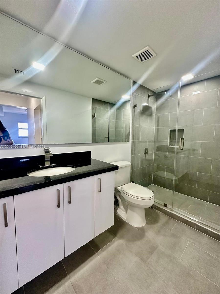 185 SE 14th Ter # 1905