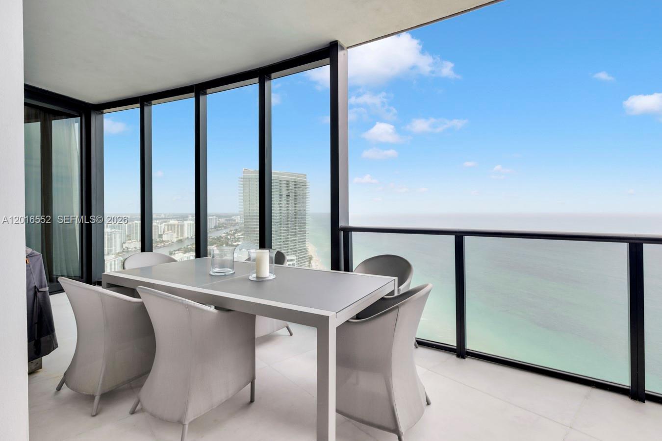 18555 Collins Ave # 4605