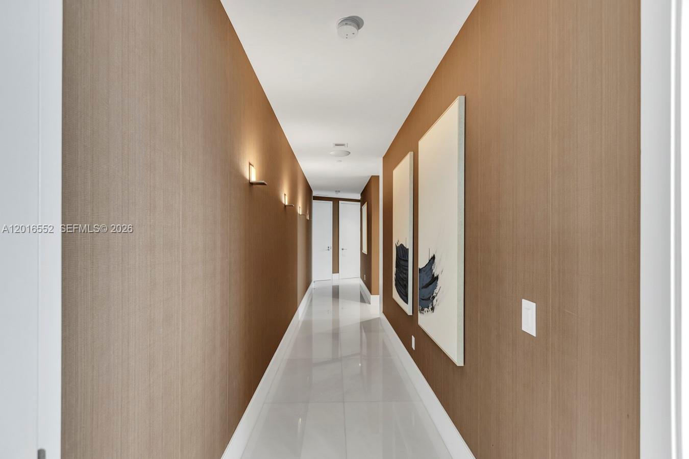 18555 Collins Ave # 4605