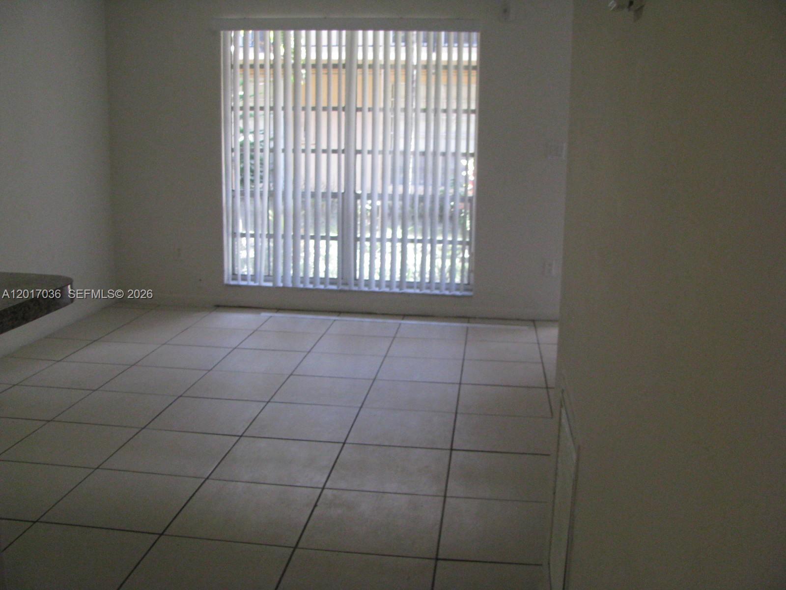 10832 N Kendall Dr # U11