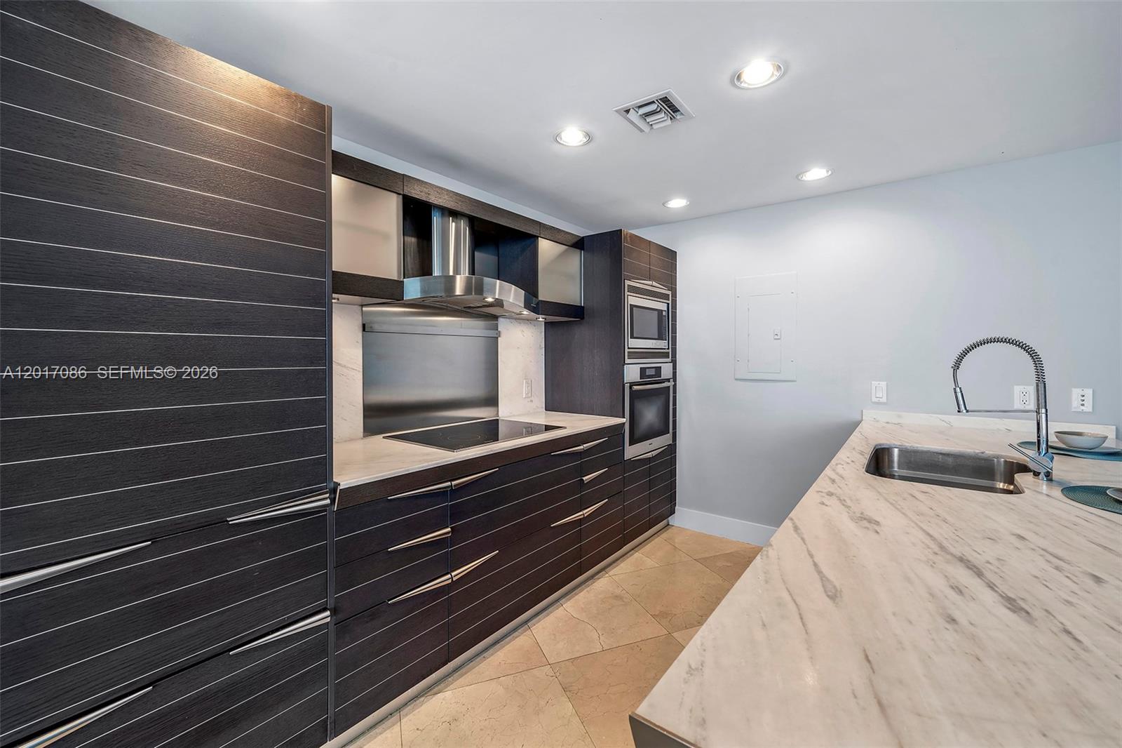 200 Biscayne Boulevard Way # 4308