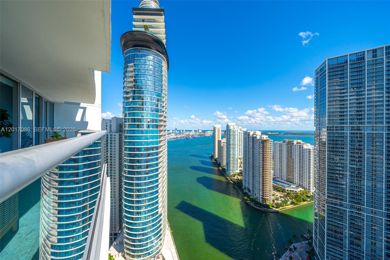 200 Biscayne Boulevard Way # 4308
