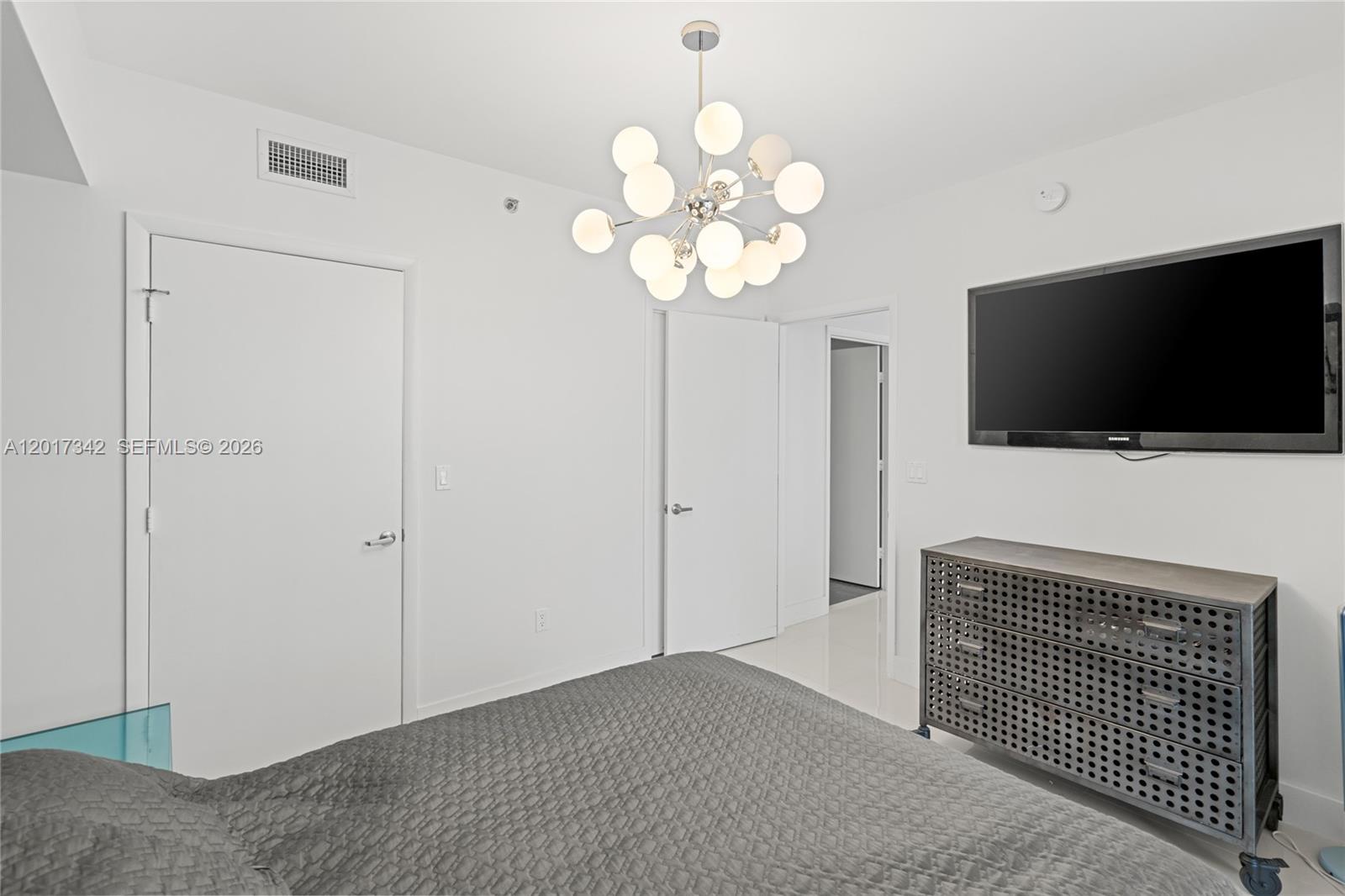 495 Brickell Ave # 1704
