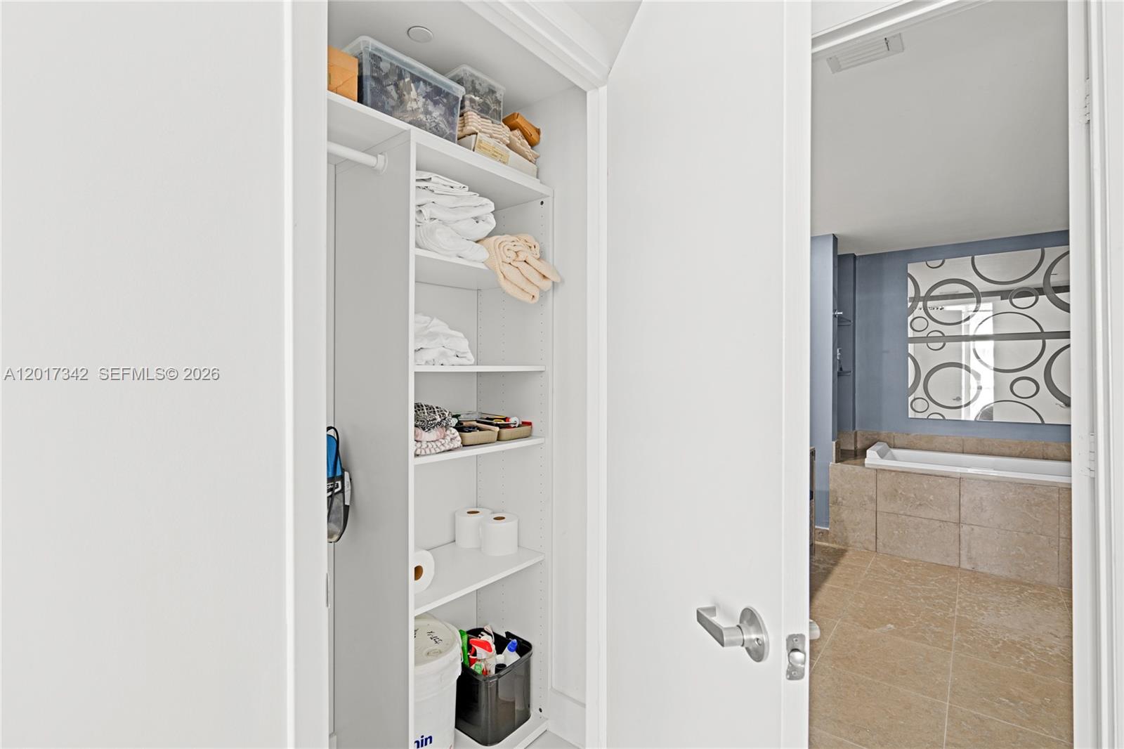 495 Brickell Ave # 1704