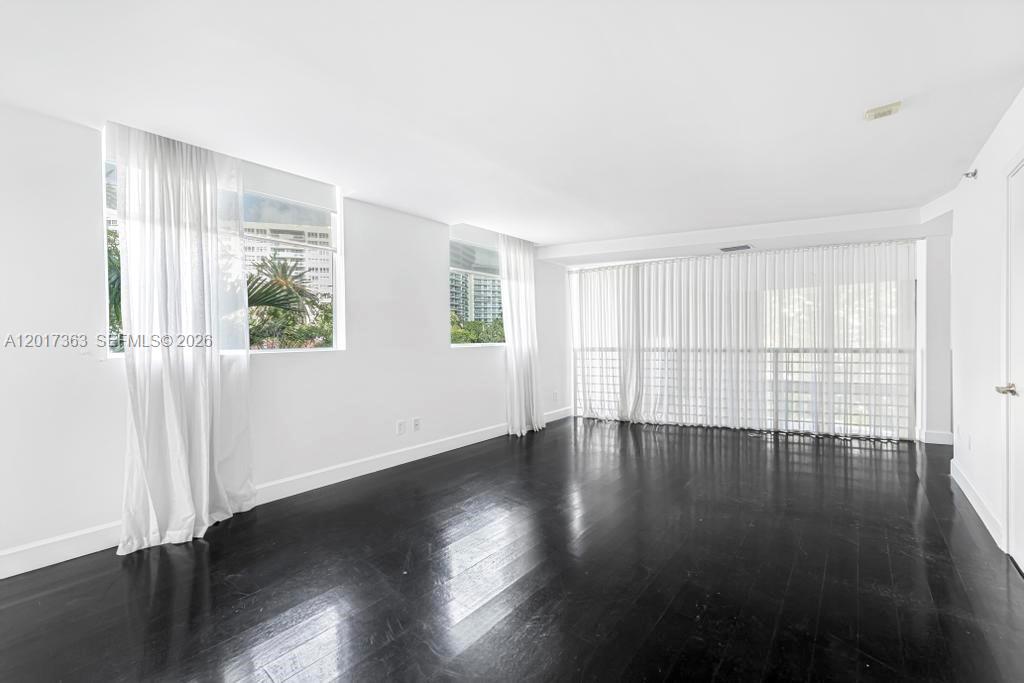 1428 West Ave # 206