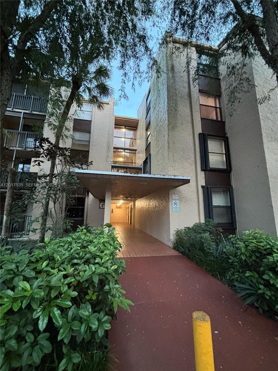 14321 N Kendall Dr # 303F