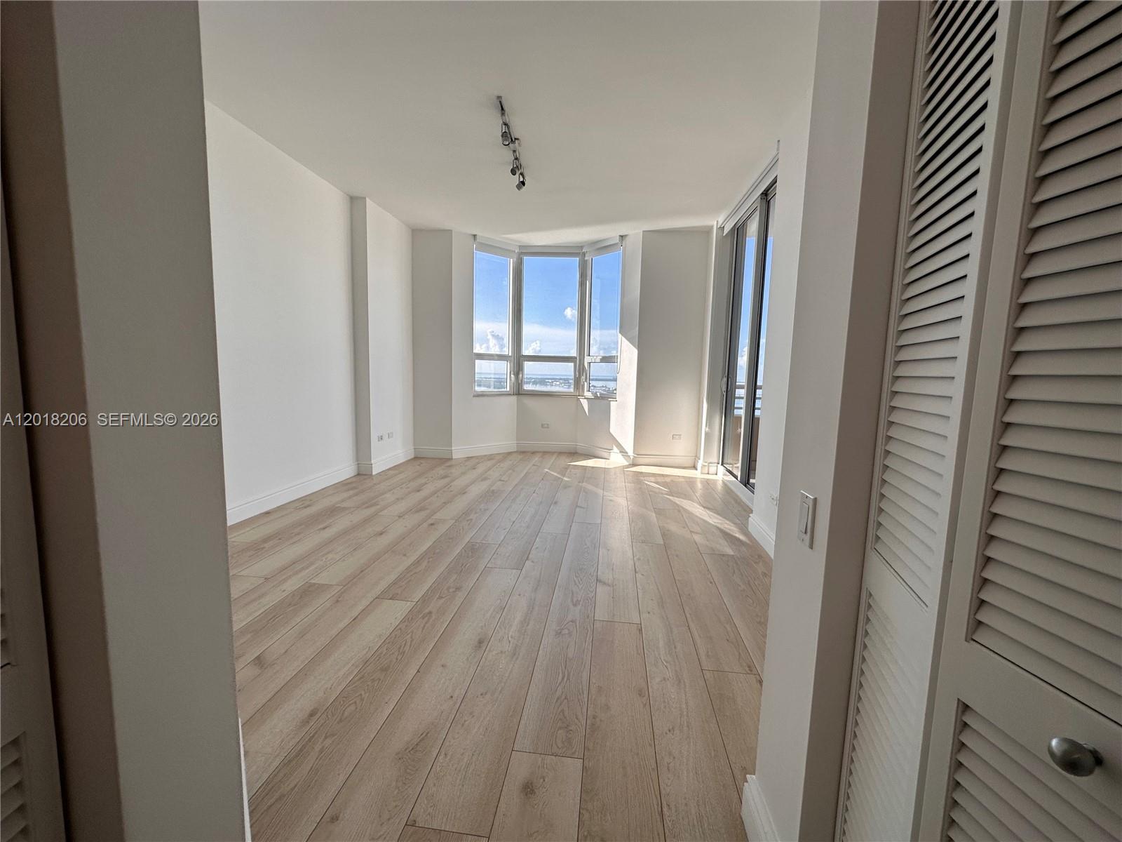 808 Brickell Key Dr # 3608
