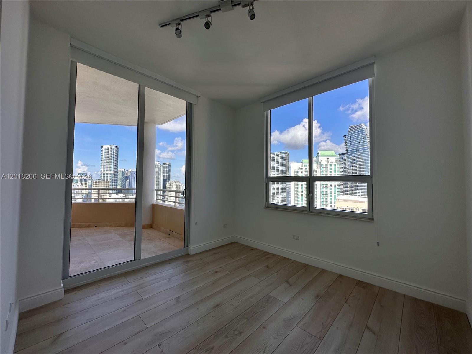 808 Brickell Key Dr # 3608