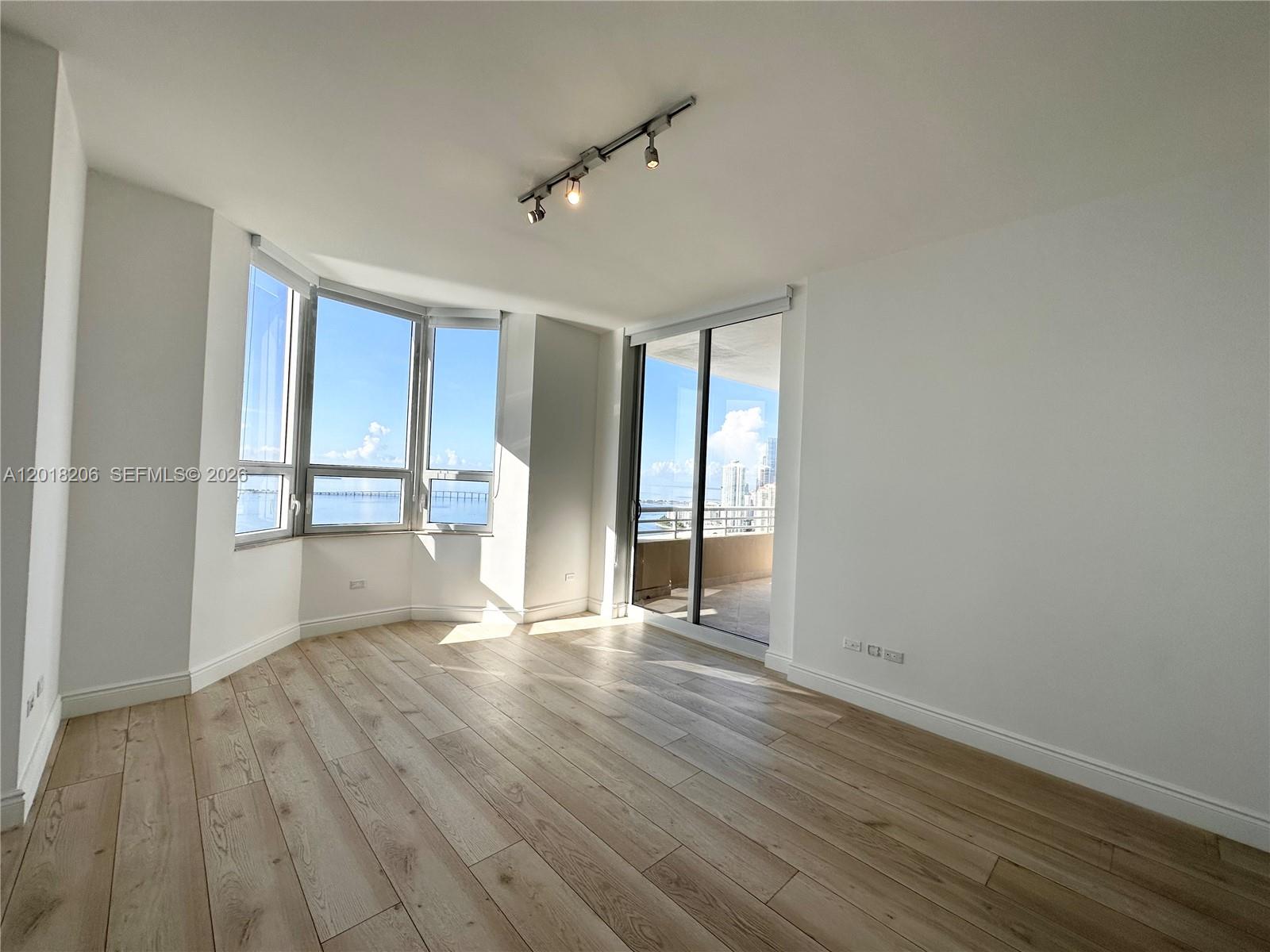 808 Brickell Key Dr # 3608