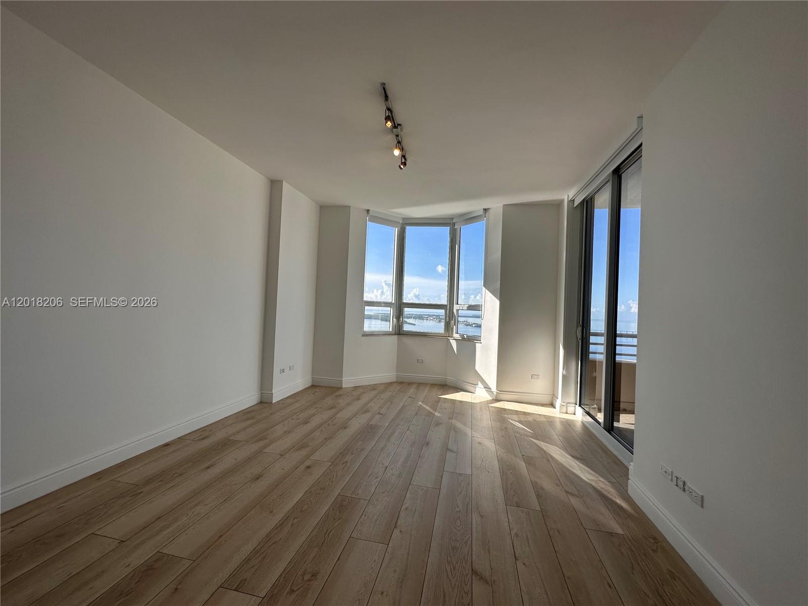 808 Brickell Key Dr # 3608